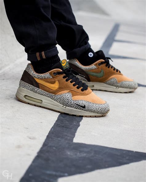 air max 1 atmos safari.